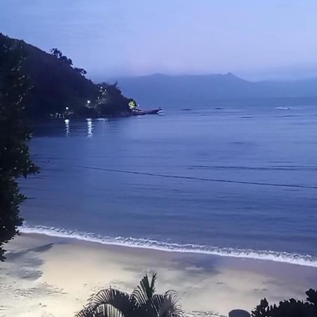 까라과따뚜바 Pe Na Areia Prainha - Pedra Do Jacare 아파트 외부 사진
